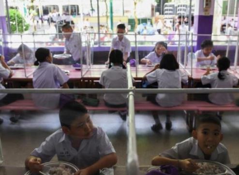 泰国考虑第五次延长紧急法令 防止第二波疫情暴发