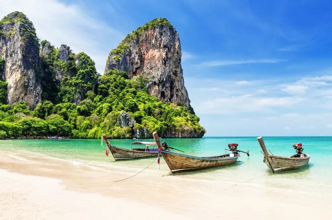 泰国总理敦促尽快开放南部边境口岸以恢复旅游业