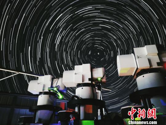 中国“墨子号”卫星完成引力诱导量子纠缠退相干理论检验